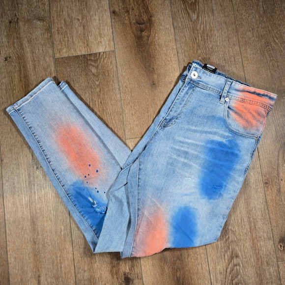 Genuine Authentic Jeans Men’s 38x32 Light Wash Distressed Paint Splatter Denim - Picture 1 of 9